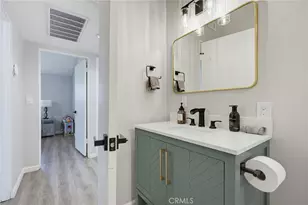 6564 Kelvin Ave, Los Angeles, CA 91306 - Photo 20
