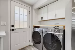 6564 Kelvin Ave, Los Angeles, CA 91306 - Photo 10