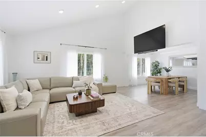 11515 Doral, Los Angeles, CA 91326 - Photo 2