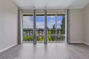 12830 Burbank, Valley Village, CA 91607 - Photo 6