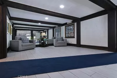 12830 Burbank #305, Valley Village, CA 91607 - Photo 32