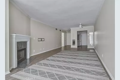 12830 Burbank #305, Valley Village, CA 91607 - Photo 8