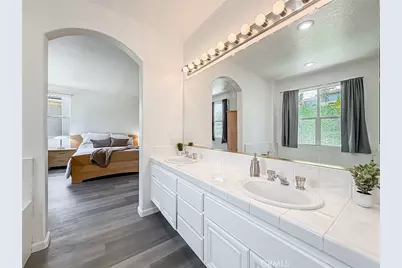 3032 Obsidian Court, Simi Valley, CA 93063 - Photo 42