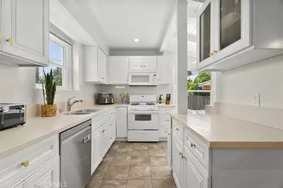 20310 Londelius, Winnetka, CA 91306 - Photo 6