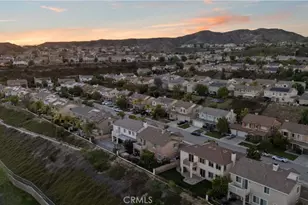 24036 Via Vista, Valencia, CA 91354 - Photo 48