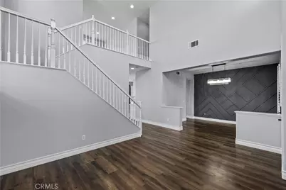 24036 Via Vista, Valencia, CA 91354 - Photo 10