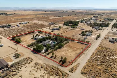 5653 Willow Avenue, Rosamond, CA 93560 - Photo 6