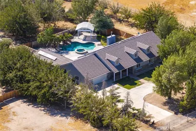 5653 Willow Avenue, Rosamond, CA 93560 - Photo 4