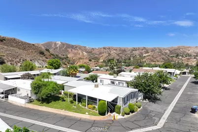 30000 Sand Canyon Rd. #24, Canyon Country, CA 91387 - Photo 4