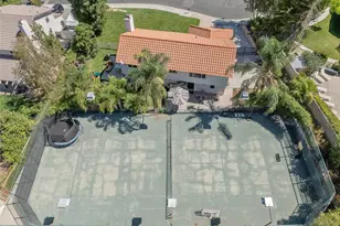 20906 Susan Carole Dr, Saugus, CA 91350 - Photo 32