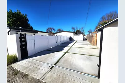 18216 Hartland Street, Reseda, CA 91335 - Photo 28