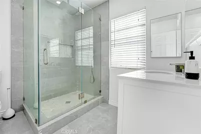 18216 Hartland Street, Reseda, CA 91335 - Photo 26