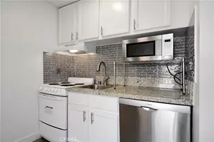 22100 Burbank Blvd, Woodland Hills, CA 91367 - Photo 4