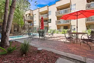 22100 Burbank Blvd, Woodland Hills, CA 91367 - Photo 16