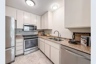 10740 Woodley, Los Angeles, CA 91344 - Photo 8