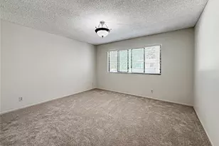 10740 Woodley, Los Angeles, CA 91344 - Photo 20