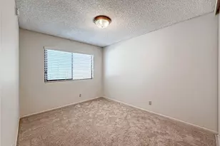 10740 Woodley, Los Angeles, CA 91344 - Photo 18