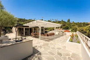 3534 Stonehill, Sherman Oaks, CA 91423 - Photo 16