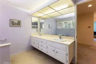 4807 Ellenita Ave, Tarzana, CA 91356 - Photo 48