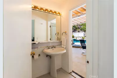 4807 Ellenita Avenue, Tarzana, CA 91356 - Photo 50