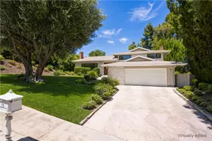 4807 Ellenita Ave, Tarzana, CA 91356 - Photo 2