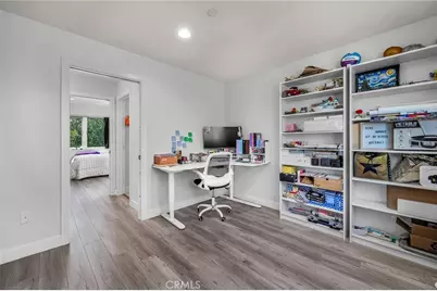 16539 Vine Terrace, Van Nuys, CA 91406 - Photo 22