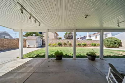 1727 Blackberry Court, Palmdale, CA 93551 - Photo 32
