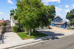 1727 Blackberry Ct, Palmdale, CA 93551 - Photo 2