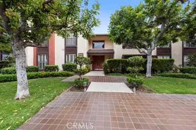 585 W Duarte #25, Arcadia, CA 91007 - Photo 2