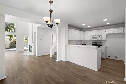 26127 McBean Parkway #35, Valencia, CA 91355 - Photo 10