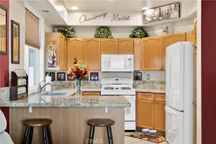 30418 Daisy Ct, Castaic, CA 91384 - Photo 6