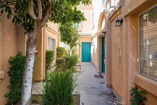 18832 Vista Del Canon, Newhall, CA 91321 - Photo 2