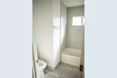 2143 W Arlington, Long Beach, CA 90810 - Photo 8