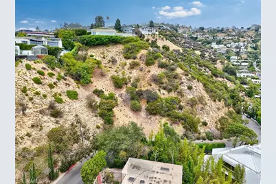 8875 Thrasher Avenue, West Hollywood, CA 90069 - Photo 20