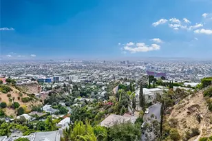 8875 Thrasher Ave, West Hollywood, CA 90069 - Photo 14