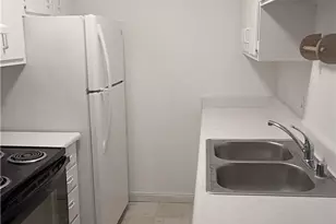 20234 Cantara, Los Angeles, CA 91306 - Photo 6