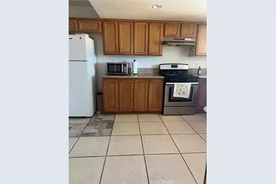 8413 Greenwood, California City, CA 93505 - Photo 6