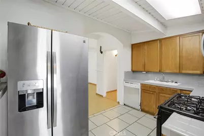 8636 Ranchito, Panorama City, CA 91402 - Photo 6