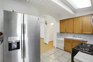 8636 Ranchito, Panorama City, CA 91402 - Photo 6