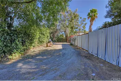 16326 Nordhoff Street, North Hills, CA 91343 - Photo 4