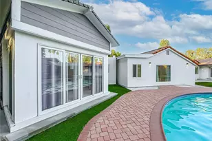 23254 Hatteras, Woodland Hills, CA 91367 - Photo 16