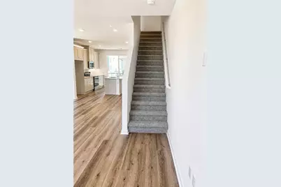 9425 1/2 N. Sepulveda Blvd. #1, North Hills, CA 91343 - Photo 12