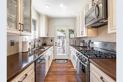 5805 Bucknell Avenue, North Hollywood, CA 91607 - Photo 24