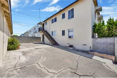 12759 Oxnard, North Hollywood, CA 91606 - Photo 22