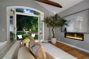 20367 Lander Dr, Woodland Hills, CA 91364 - Photo 24