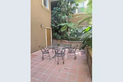 917 S New Hampshire #301, Los Angeles, CA 90006 - Photo 48
