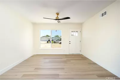 339 E Kildare Street, Lancaster, CA 93535 - Photo 10