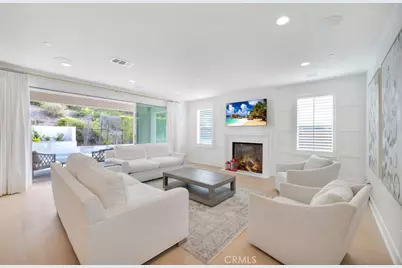 18812 Juniper Springs Drive, Canyon Country, CA 91387 - Photo 4