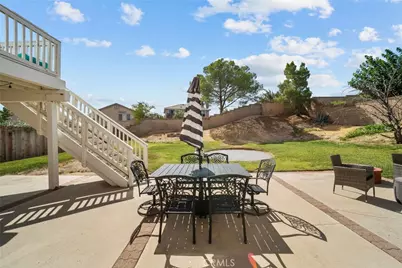 38438 Cougar Pass, Palmdale, CA 93551 - Photo 32