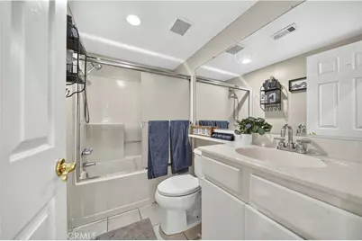22839 Banyan #332, Saugus, CA 91390 - Photo 20